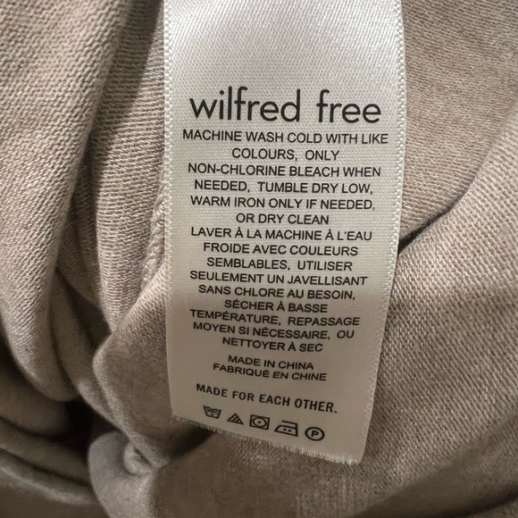 Wilfred Free Tan Turtleneck size small - Picture 4 of 5